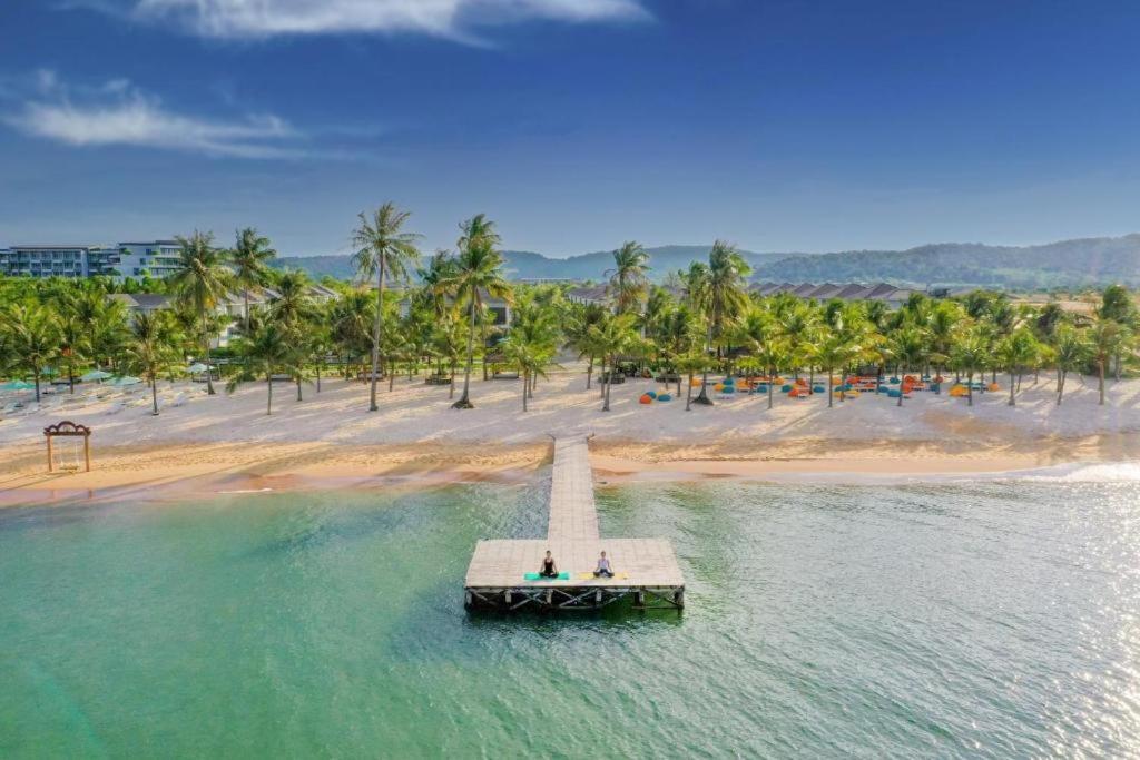 Marina Resort Waterfront Minh Phu Quoc Beach Swimming Pool Ngoại thất bức ảnh