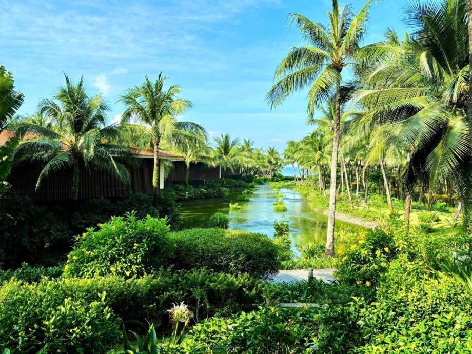 Marina Resort Waterfront Minh Phu Quoc Beach Swimming Pool Ngoại thất bức ảnh